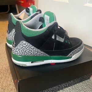 Jordan 3 pine green